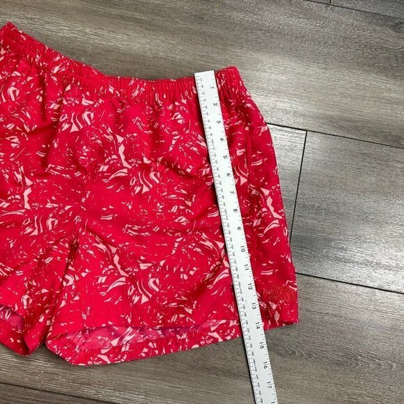 The North Face Size M Womens TNF Polyester Shorts - Picture 6 of 6